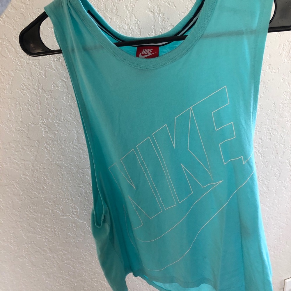 Nike workout tank